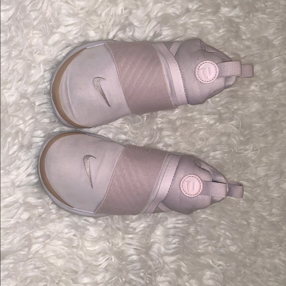 Nike prestos pink (big girl) size 2